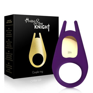 RS Soiree Pussy & The Knight Couple Ring - nabíjací krúžok na penis a párový vibrátor v jednom (fialový)